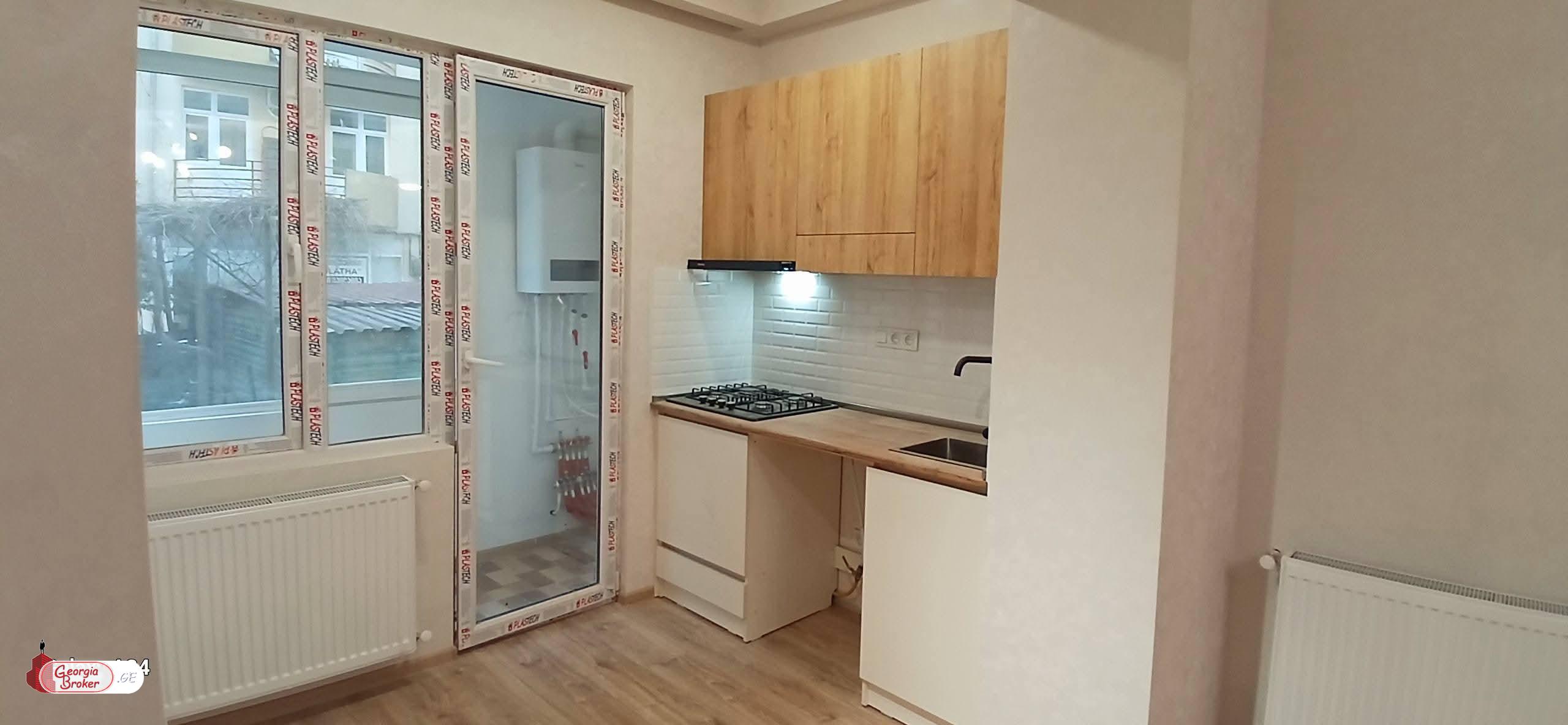 nearly repaired 2-room apartment for sale